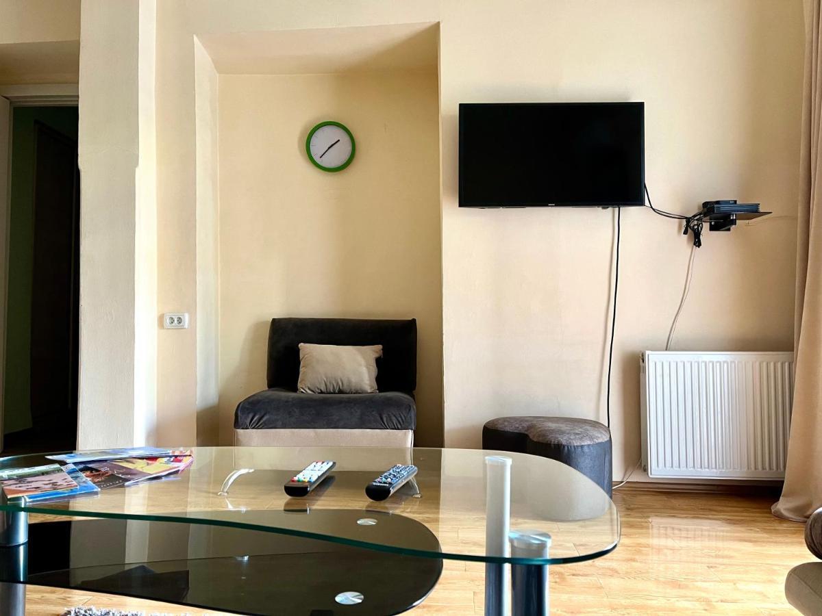 Apartment In Old Tbilisi Orbeliani Square Eksteriør billede