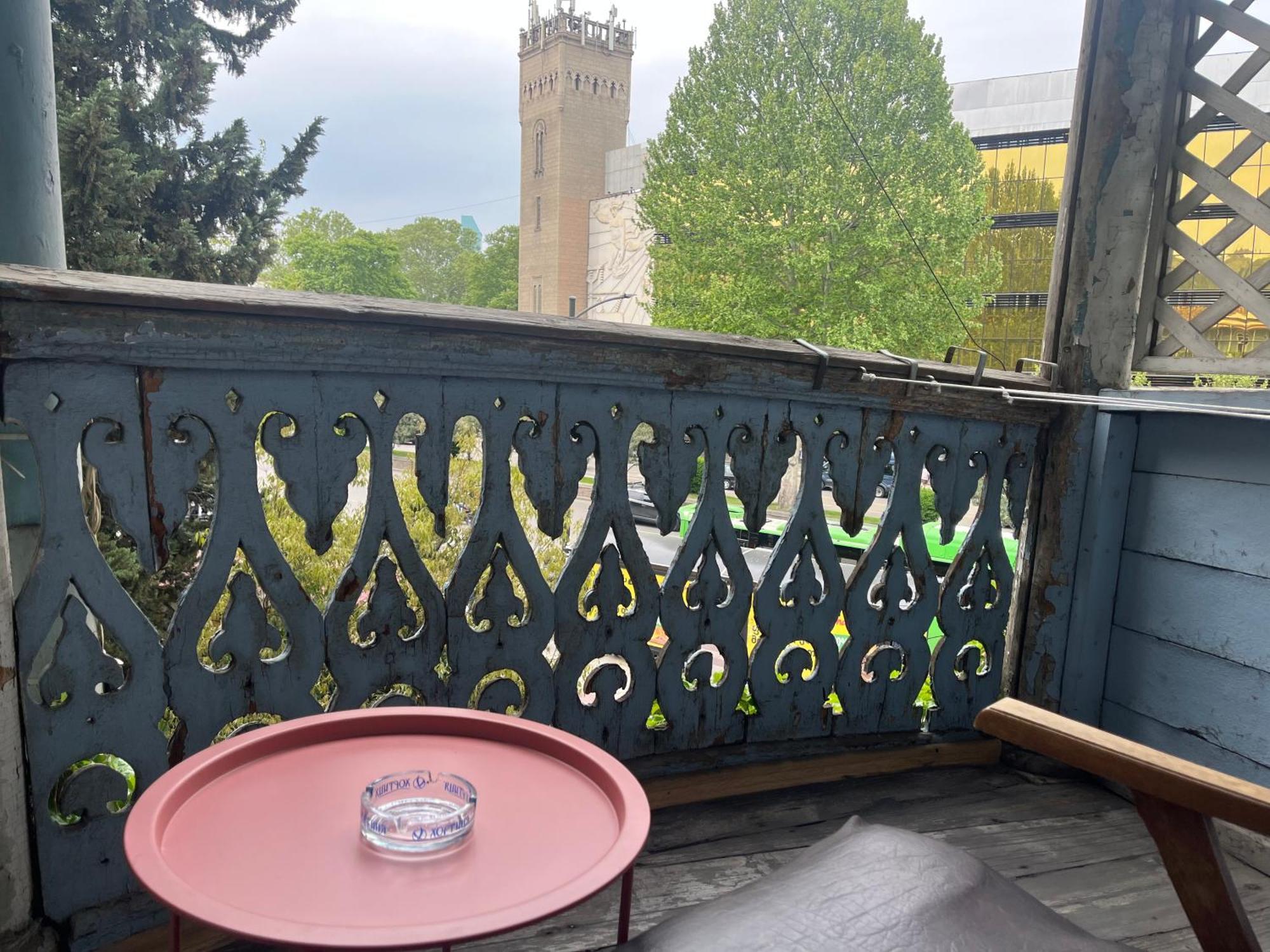 Apartment In Old Tbilisi Orbeliani Square Eksteriør billede